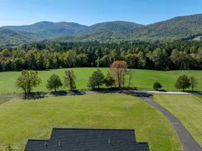 Luxe Blue Ridge Retreat w/Hot Tub, EV Charger - Image 5