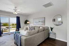 Aqua Rose Turtle Cove Townhomes in Surf City offers a Community Pool & Beach Access - Image 5