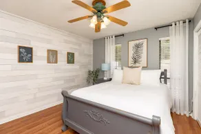 Lovely waterfront 3BR | Pet Friendly | Near RAFB - Image 5