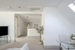 Apartment 1E | Leisure, Business & Relocation - Image 2