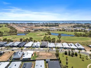 45 On Fairway - Image 4