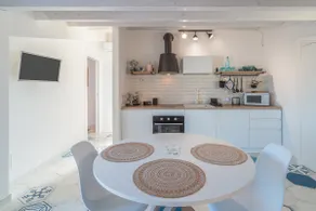 Boutique Apartment - Blue Sea - Image 4