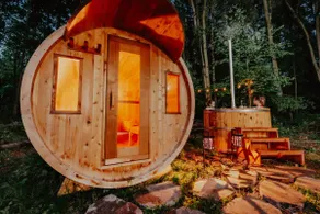 Oliver's Tiny Home In The Forest | Sauna & Hot Tub - Image 2