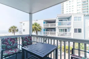 Recently Renovated Ocean view condo, small complex + Free Attraction Tickets! - Image 3