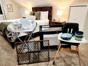 Apr specials, renovated, spacious, loaded. firepit - Image 5