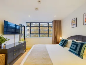 Contemporary Marylebone Apartment - Image 3