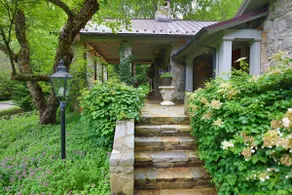 Crab Orchard House-Valle Crucis-Outdoor Fireplace - Image 5