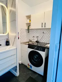 Stylish tiny home in Melton west - Image 5