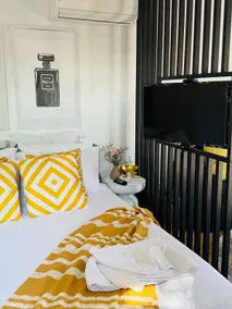 Stylish tiny home in Melton west - Image 2