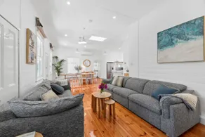Ye Olde St Leonards Hotel, Pet Friendly, Sleeps 9 - Image 5