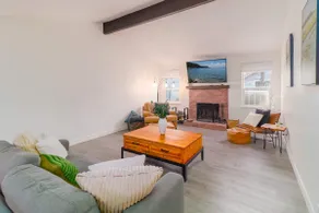 Cozy Family Haven in Sparks - Pet Friendly - Fenced Yard - Image 2