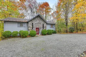 Deck & Community Perks: Sky Valley Home! - Image 4