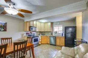 St Ann Townhome < 1 Mi to International Airport! - Image 2