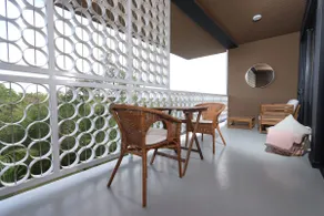 Modern 1BR Balcony & Pool in Flats at The Village - Image 4
