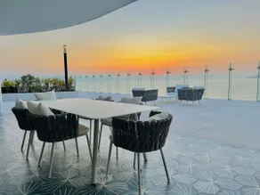 Chic 3BR Home in Luxury Condominium by the sea - Image 5