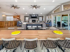 Choctaw Bay Getaway ~ lakefront + pool - Image 4