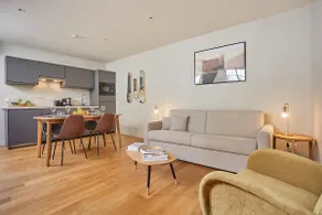 Modern Apartement Center of Paris - Image 5