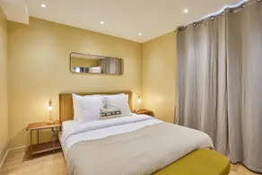 Modern Apartement Center of Paris - Image 3
