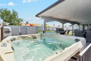 Mesa Escape: Your Ultimate Relaxing Retreat - Image 2