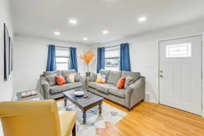 'the Maple Tree' Home: 14 Mi to Downtown Cleveland - Image 4