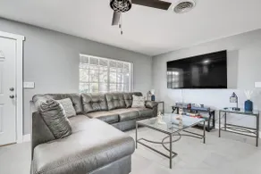 Cocoa Home w/ Large Yard: 3 Mi to Indian River! - Image 4