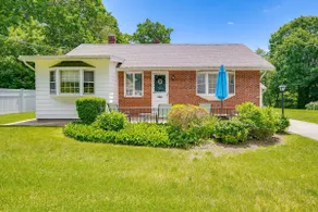 1 Mi to Beach! Family Gloucester Gem w/ Yard - Image 3