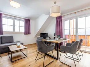 Cosy apartment with pool - Image 3