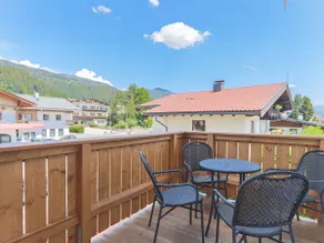 Fine holiday home near the ski slopes - Image 2