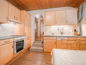 Apartment on former stables - Image 5
