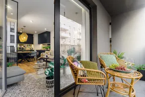 Lumina | Premium 2BR Apart with Parking | Balcony - Image 2
