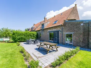 Family house on a farm by the sea - Image 2