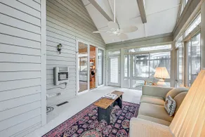 < 1 Mi to Marina: Ford Mountain Retreat w/ Deck - Image 4