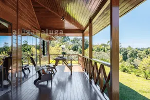 Villa of the Plane Trees in Rancho Queimado - Image 5