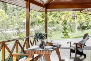 Villa of the Plane Trees in Rancho Queimado - Image 4
