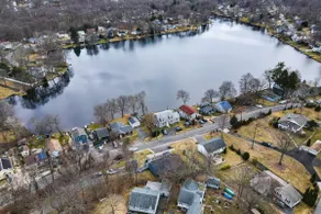 Modern Terryville Cottage w/ Deck & Lake View! - Image 3