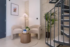 Luxurious Duplex - bathtub - 2D 2B over Casa Pilatos - Image 3