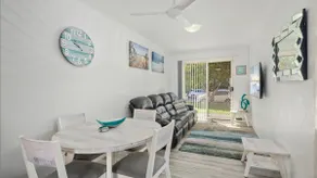Sand and Sea 1 - Opposite Sawtell's Main Beach & Steps to Cafes, Restaurants & Boutiques! - Image 2