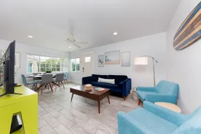 Walk to Beach - Private Yard - Pet Friendly - Image 4