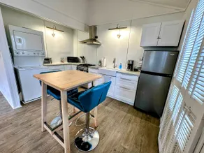 Casita Nueces - Tidy, Cute, Locally Run! - Image 2