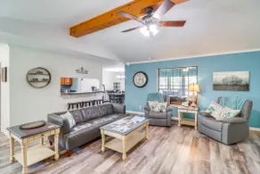 Fairfield Bay Home On Golf Course w/ Fenced Yard! - Image 4