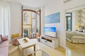 Charming Apartment Historic center - Image 2