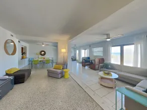 Sunshine House | Oceanfront + Modern - Image 2