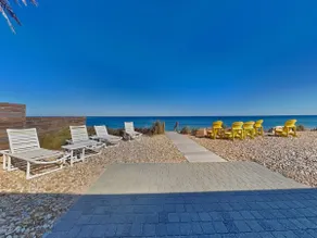 Sunshine House | Oceanfront + Modern - Image 4