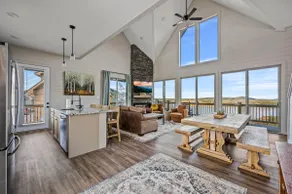 Lake View Cabin With Private Indoor Pool & Hot Tub - Image 3