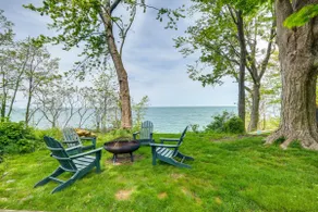 Coastal Lake Erie Cottage w/ Amazing Water Views! - Image 3