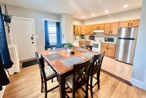 Modern Philly Suburb Townhouse - Image 3