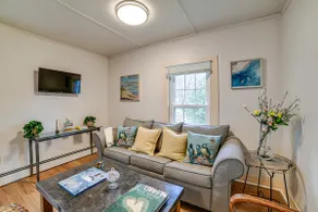 Quiet Owego Getaway Near Main Street & Riverwalk! - Image 4