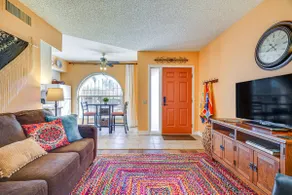 Charming Green Valley Townhome w/ Community Pool! - Image 5