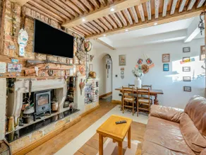 Cottage avec barbecue, jacuzzi et sauna - Image 5