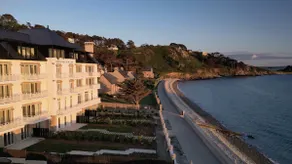 Les Meloines - T3 · Luxurious 2 Bedroom Seaside Ap - Image 4